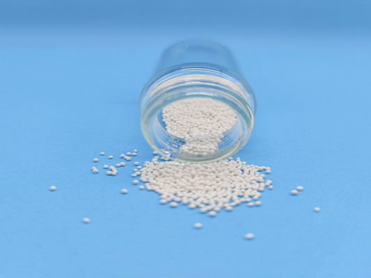 White Ceramic Blasting Media Remove Oxides B170 Solid Ball ISO9001